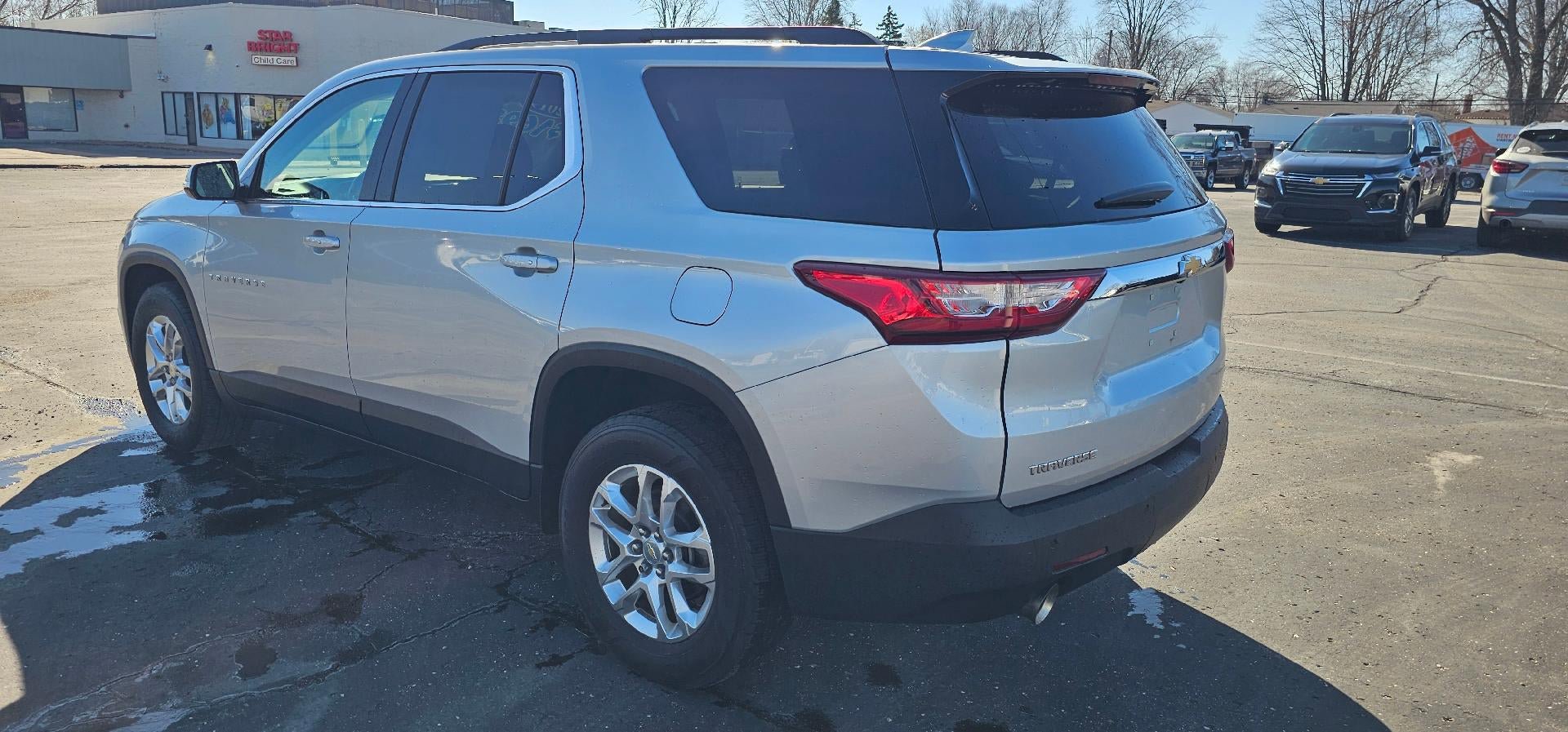 Used 2019 Chevrolet Traverse LT image 5