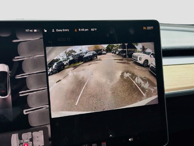 Used 2022 Tesla Model Y Performance AWD/4WD image 13