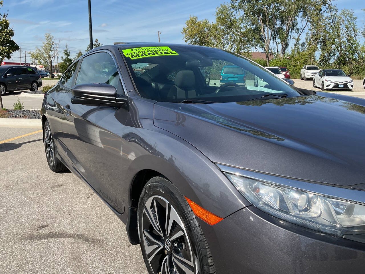 Used 2017 Honda Civic EX-T image 11