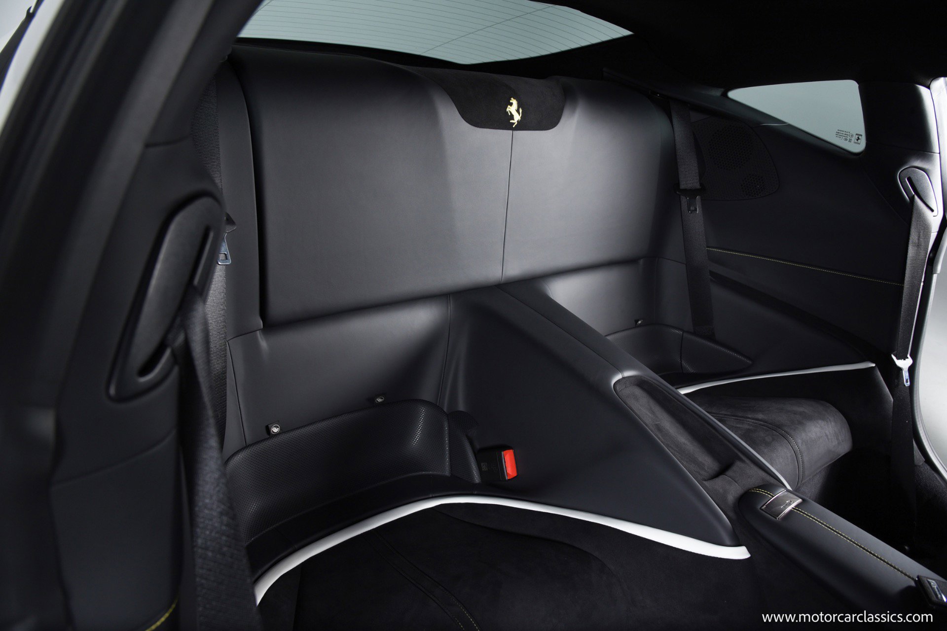 Used 2024 Ferrari Roma image 27