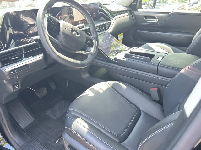 Certified 2026 INFINITI QX80 Pure RWD image 15