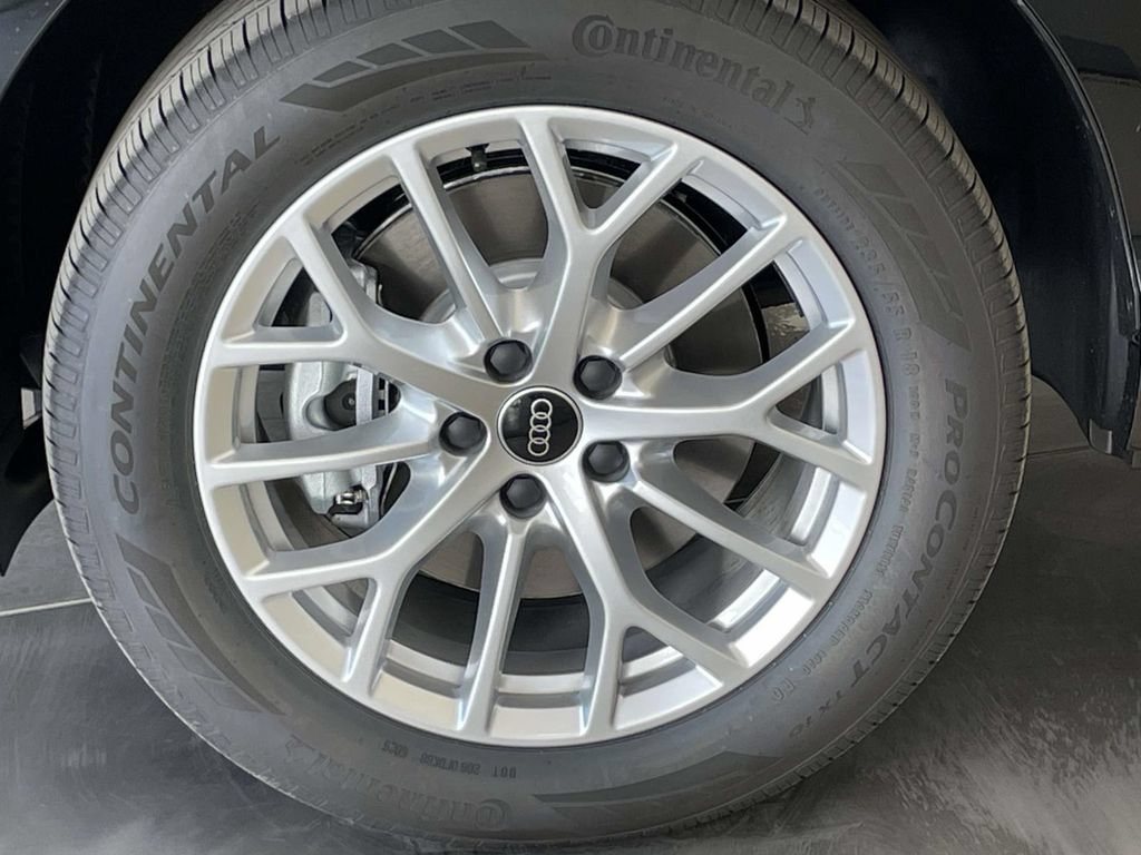 New 2026 Audi Q3 quattro 2.0T AWD/4WD image 11