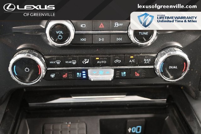 Used 2026 Ford F250 Platinum w/ FX4 Off-Road Package AWD/4WD image 18