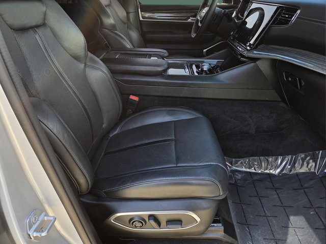 Used 2022 Jeep Wagoneer Series III RWD image 37