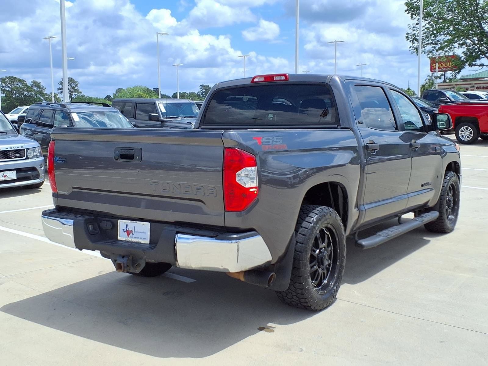 Used 2016 Toyota Tundra SR5 RWD image 6