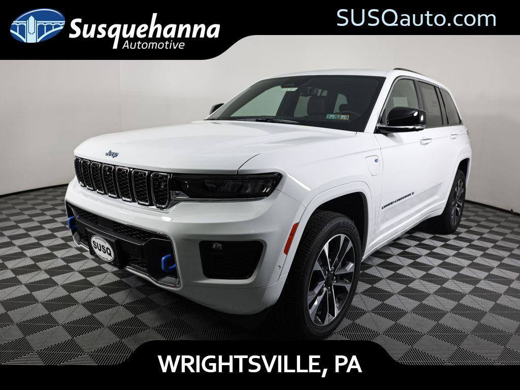 Used 2023 Jeep Grand Cherokee Overland w/ Advanced Protech Group III image 16