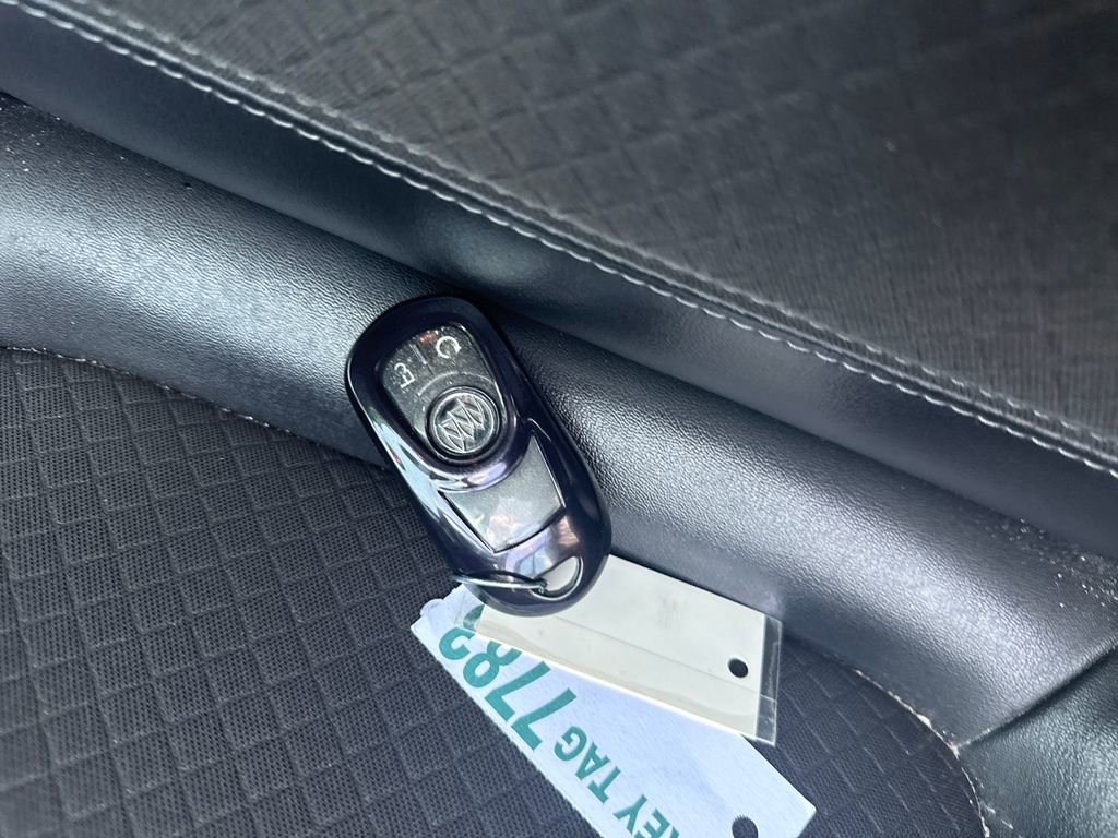 Used 2019 Buick Encore Preferred image 33