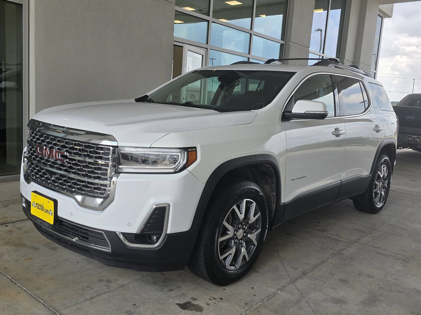 Used 2023 GMC Acadia SLT FWD image 5