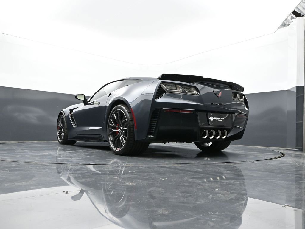 Used 2019 Chevrolet Corvette Z06 RWD image 30