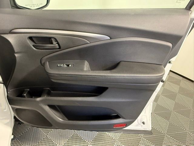 Used 2023 Honda Passport EX-L image 48