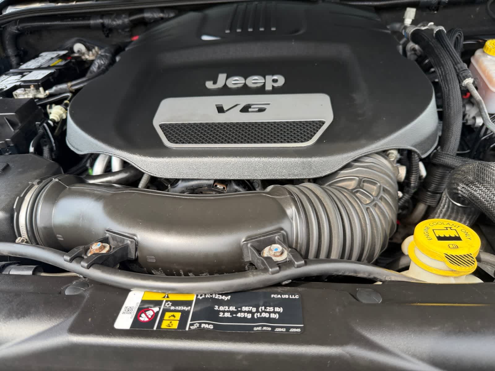 Used 2017 Jeep Wrangler Unlimited Sport w/ Quick Order Package 24S AWD/4WD image 8