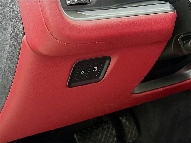 Used 2024 Porsche Cayenne w/ Sport Chrono Package image 27