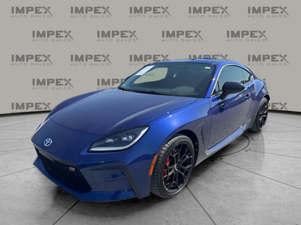 Used 2025 Toyota GR86 Premium w/ Performance Package RWD image 1
