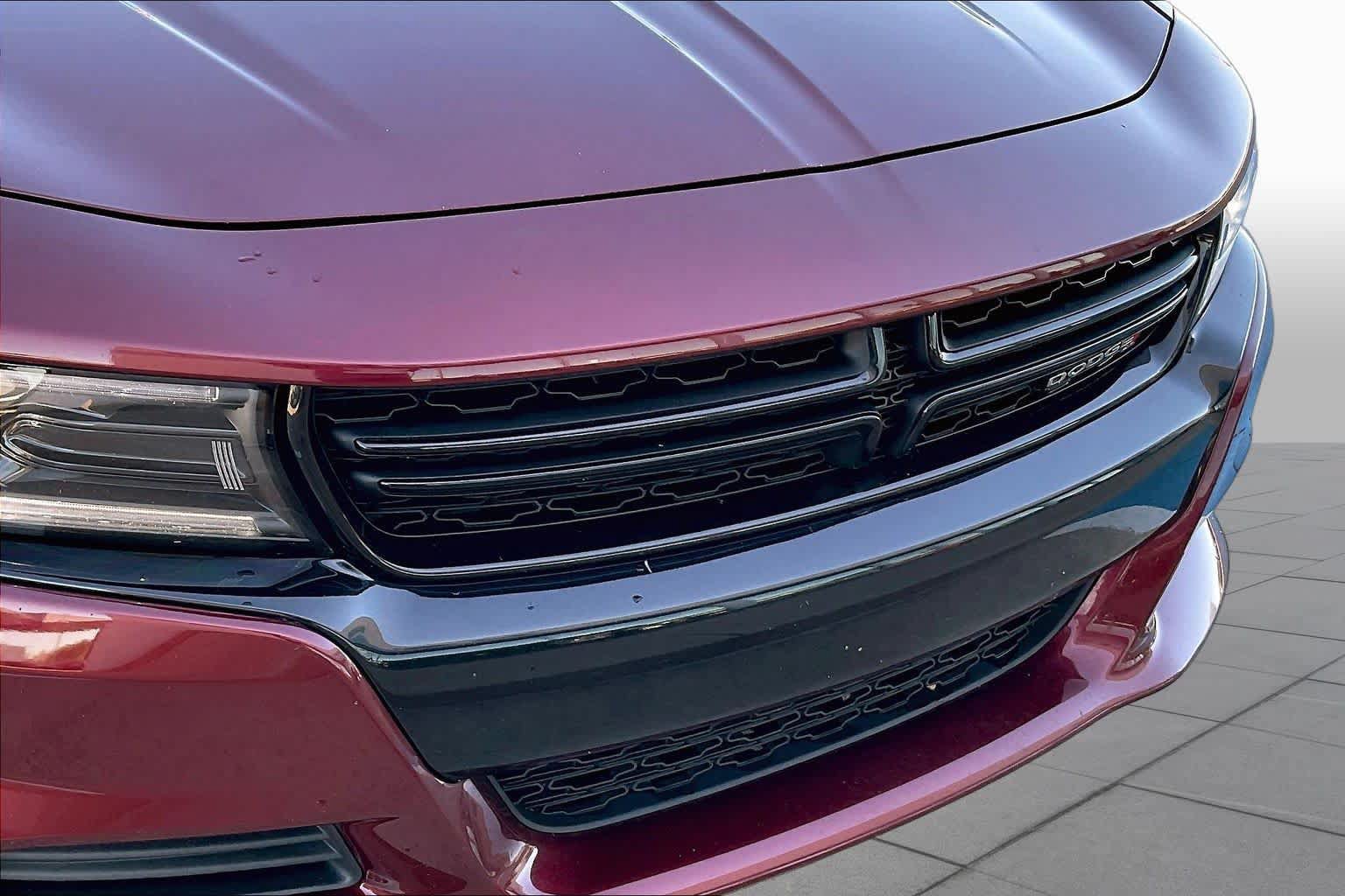 Used 2022 Dodge Charger SXT w/ Blacktop Package RWD image 29