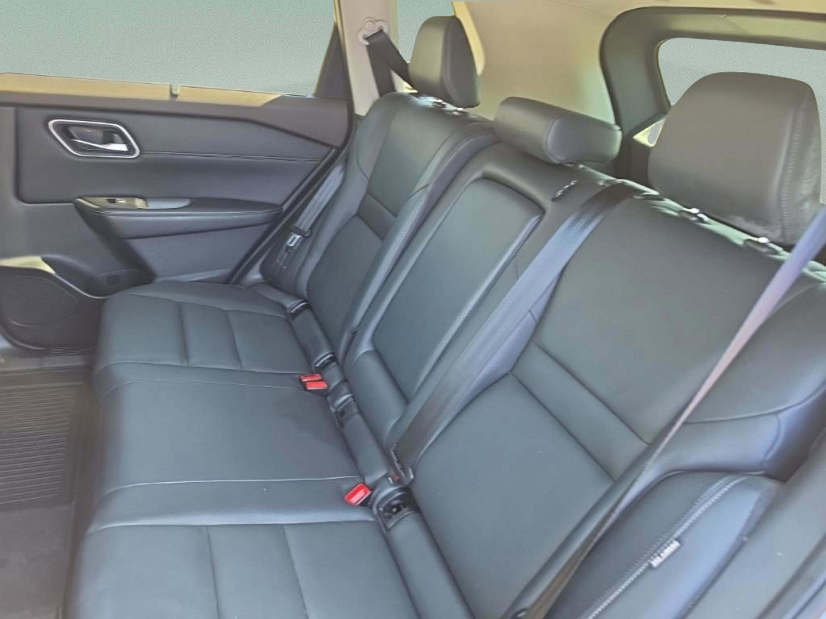 Used 2021 Nissan Rogue SL FWD image 29