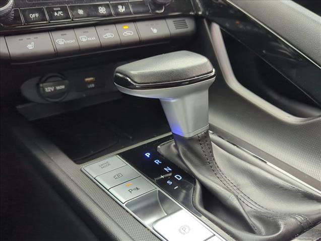 Used 2024 Hyundai Elantra Limited image 14