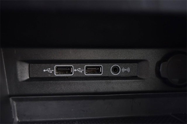 Used 2020 Volkswagen Tiguan SEL w/ Tiguan Two-Row MDO Package image 16