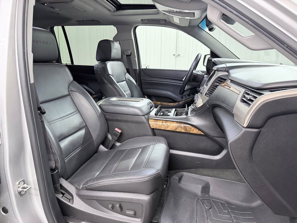 Used 2015 GMC Yukon XL Denali w/ Open Road Package AWD/4WD image 44