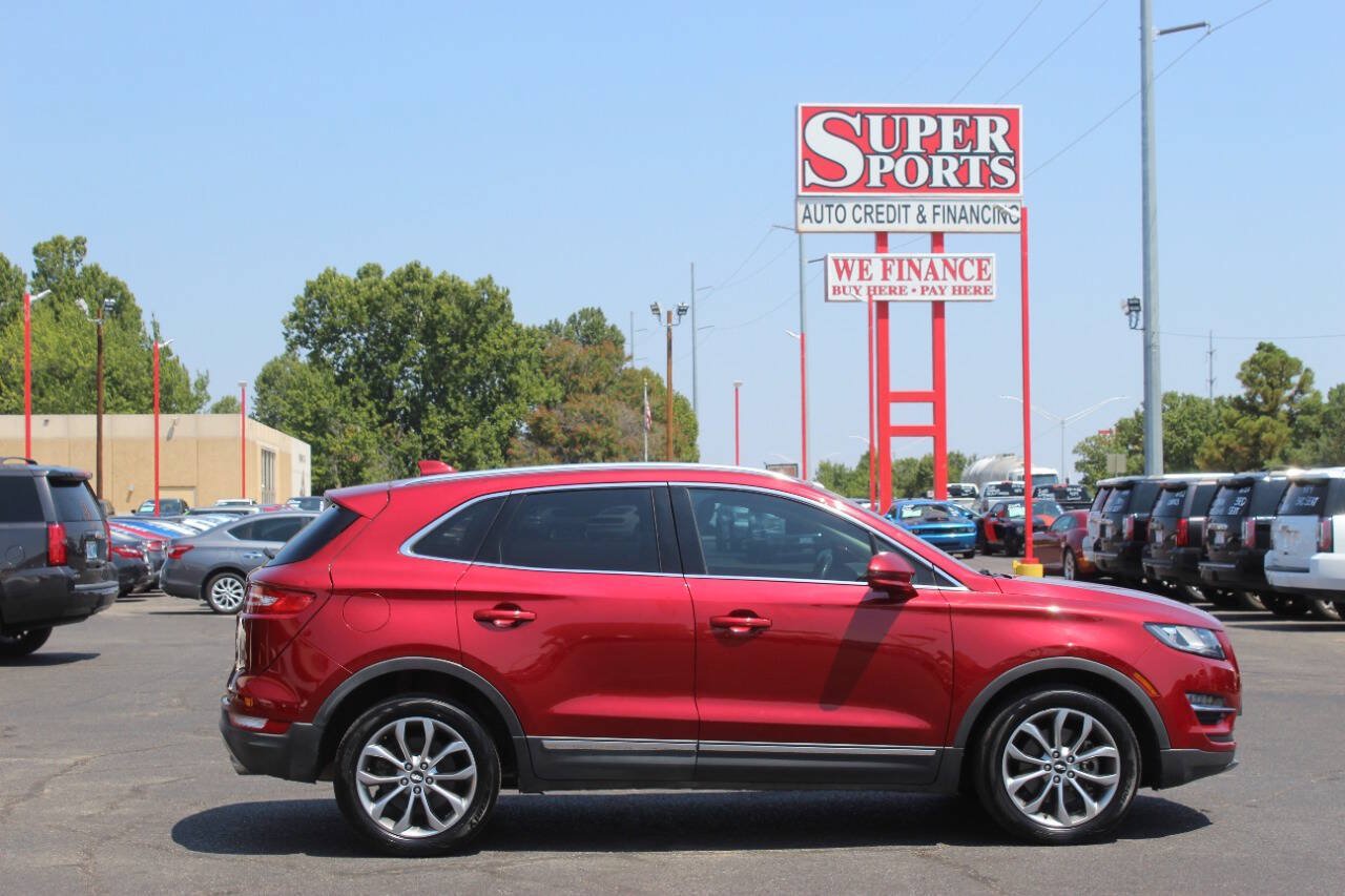 Used 2019 Lincoln MKC Select w/ Select Plus Package FWD image 4