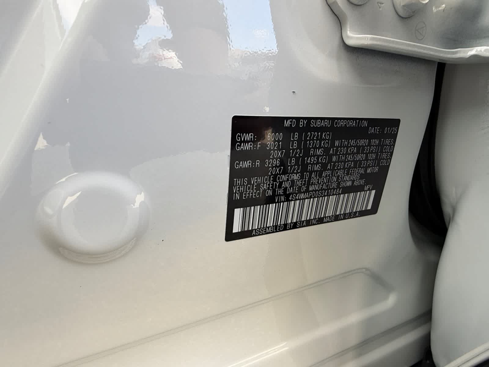 Certified 2025 Subaru Ascent Limited AWD/4WD image 17