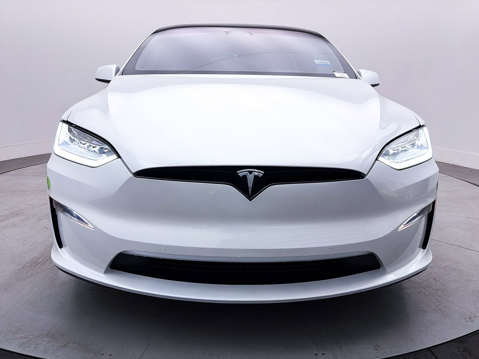 Used 2023 Tesla Model X Standard Range image 11