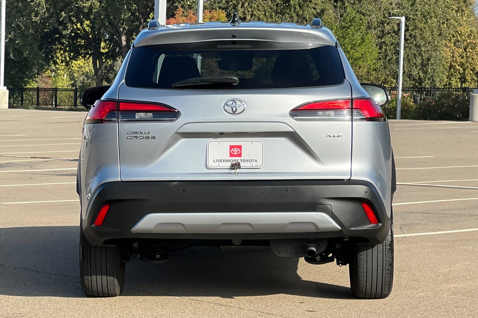 Certified 2025 Toyota Corolla Cross XLE FWD image 5