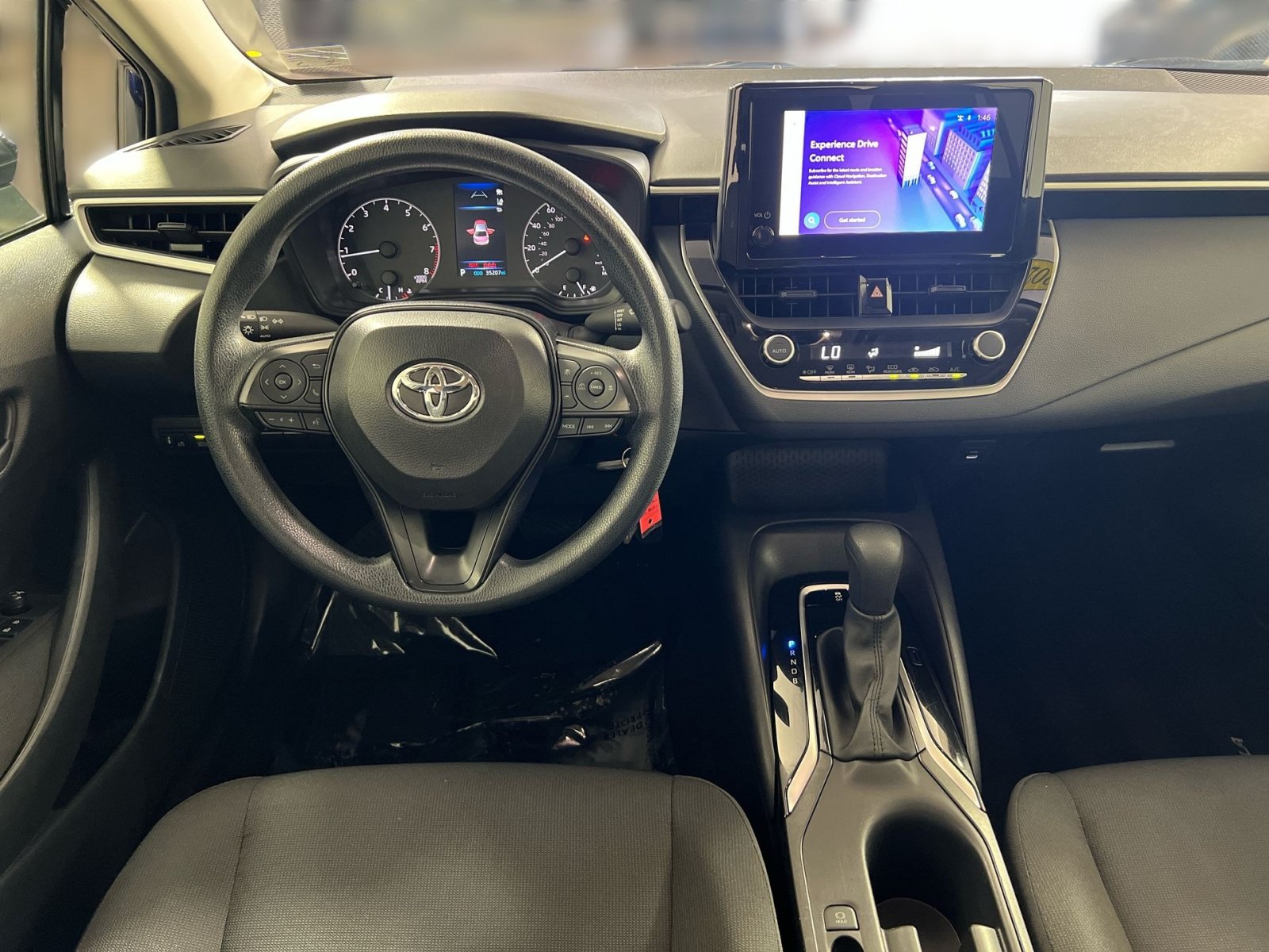 Used 2025 Toyota Corolla LE FWD image 23