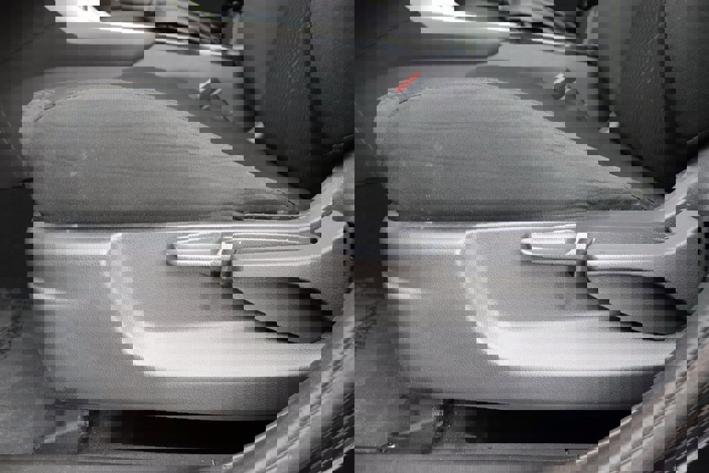 Used 2024 Mitsubishi Eclipse Cross ES image 8