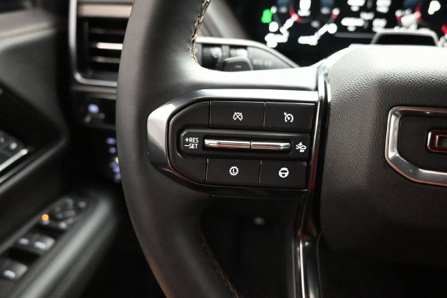 Used 2026 GMC Yukon XL AT4 w/ AT4 Premium Plus Package AWD/4WD image 14