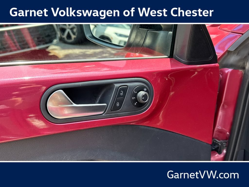 Used 2017 Volkswagen Beetle #PinkBeetle FWD image 27