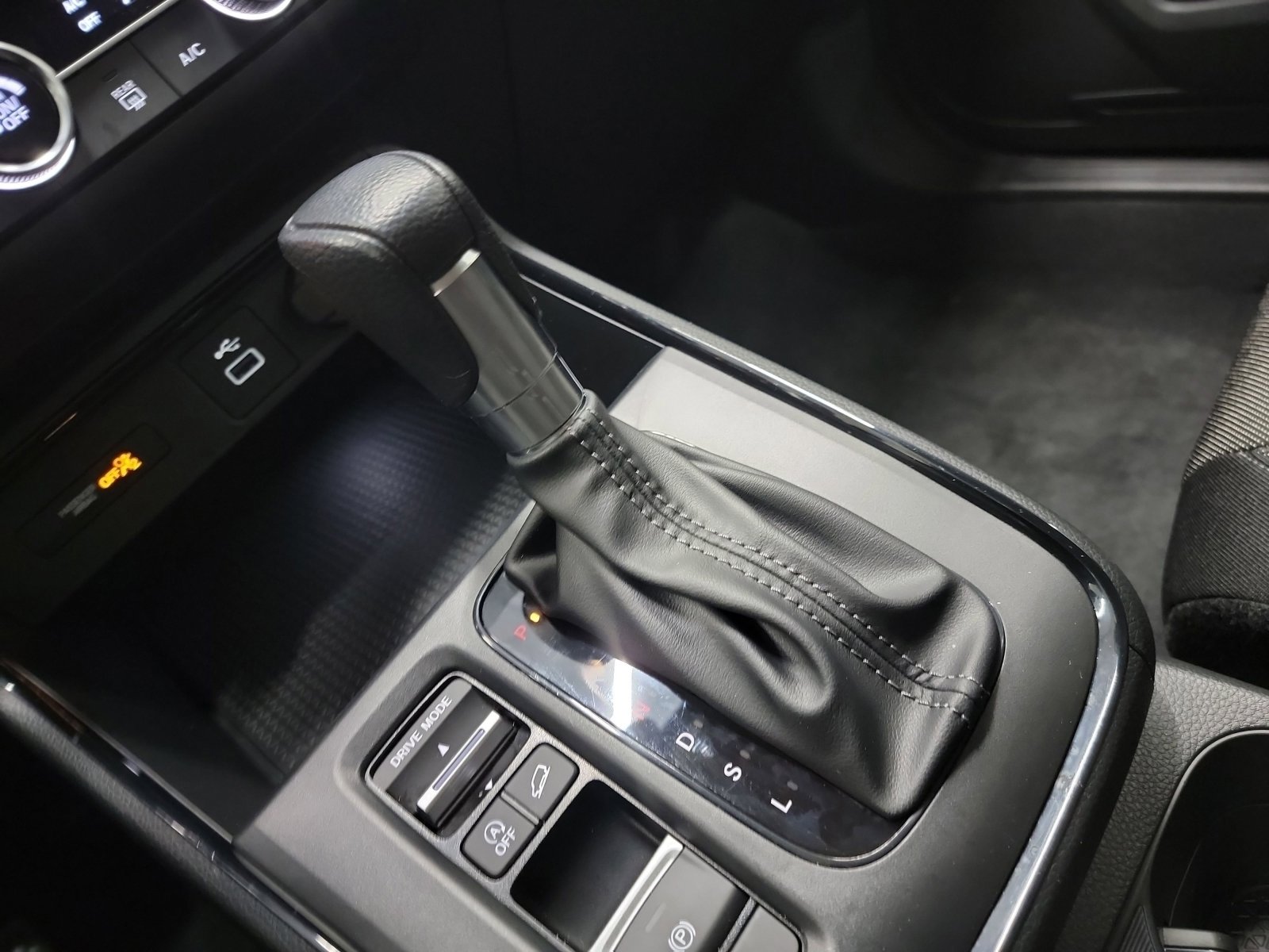 Certified 2025 Honda CR-V LX image 26