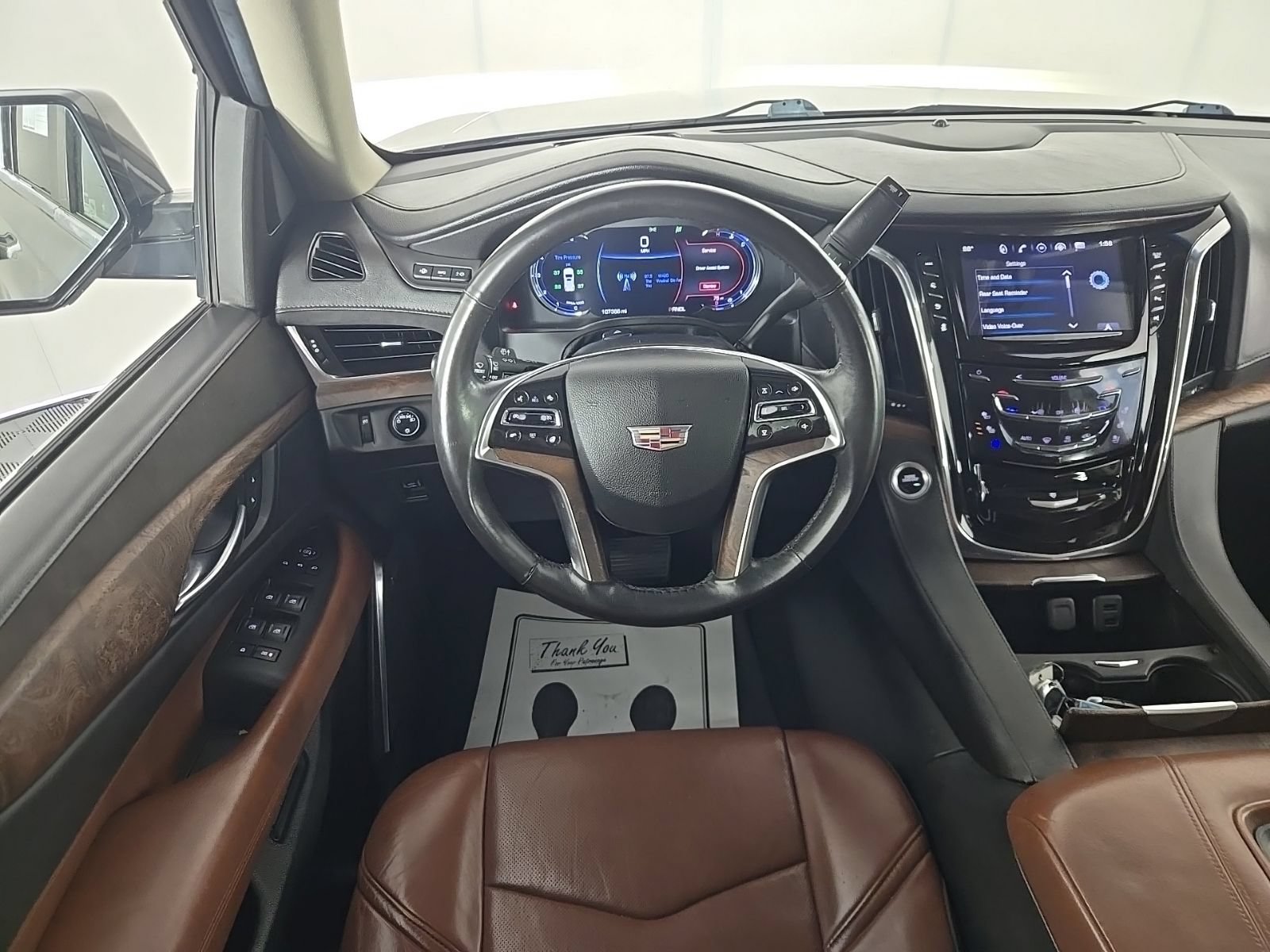 Used 2017 Cadillac Escalade ESV Premium Luxury AWD/4WD image 11