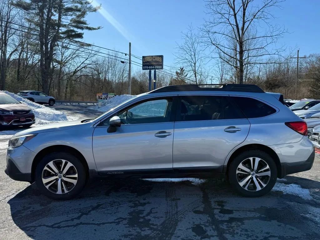 Used 2019 Subaru Outback 2.5i Limited AWD/4WD image 8