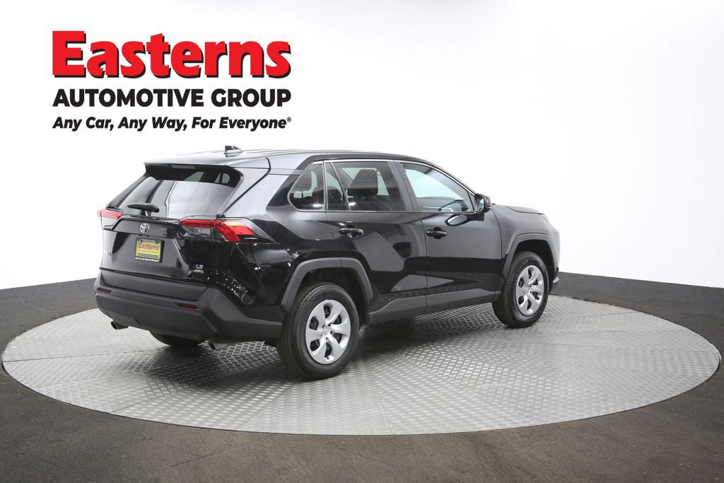 Used 2024 Toyota RAV4 LE image 40