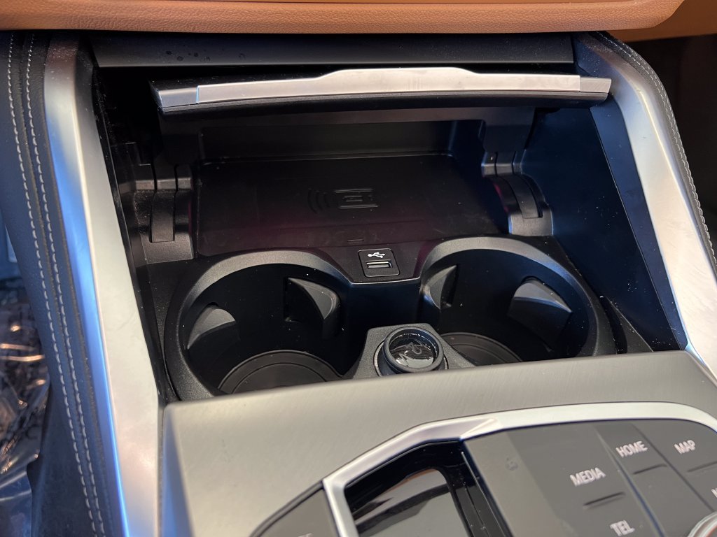 Used 2025 BMW M440i Convertible RWD image 29