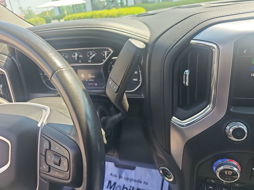 Used 2021 GMC Sierra 1500 SLT w/ SLT Premium Plus Package AWD/4WD image 32