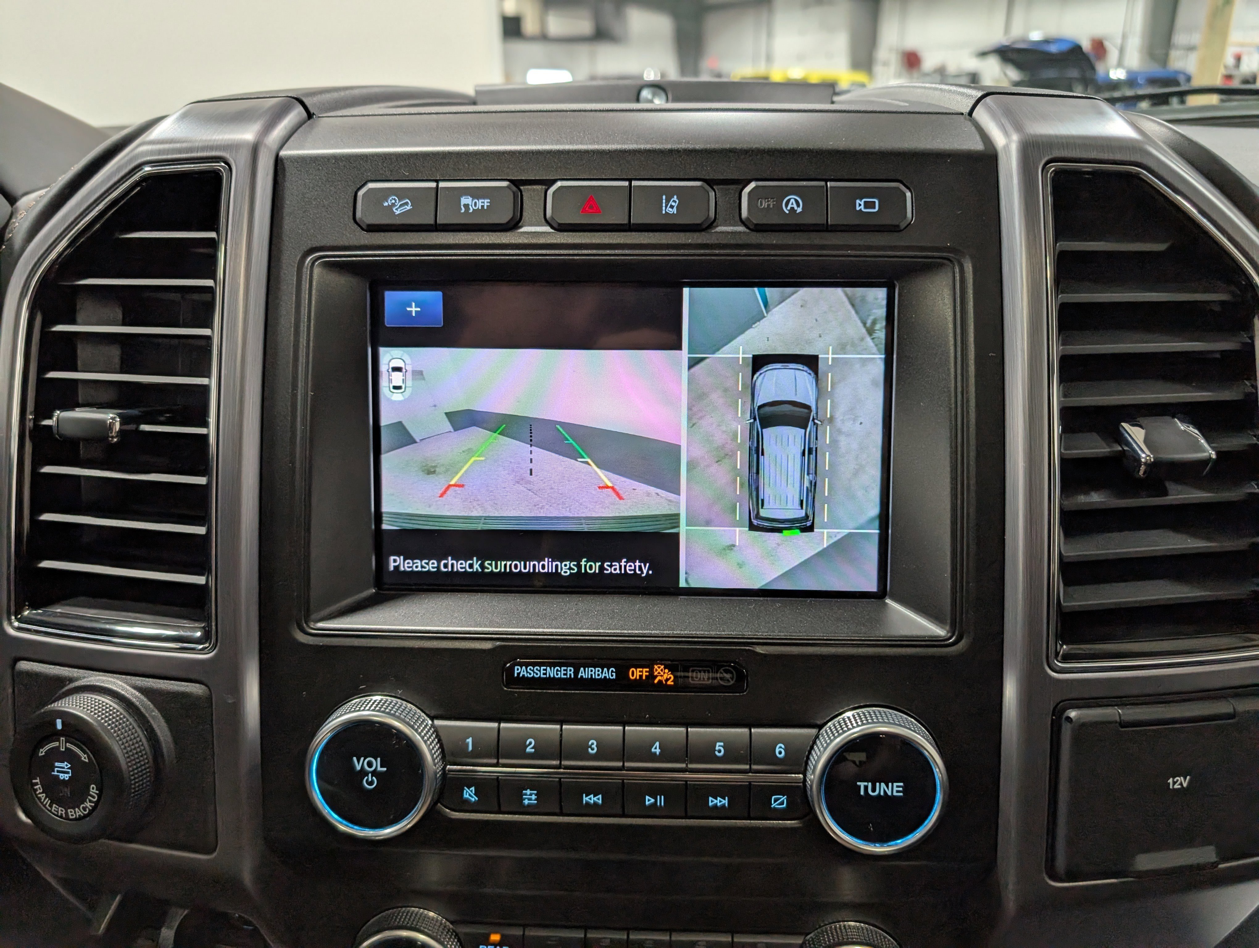 Used 2020 Ford Expedition Platinum AWD/4WD image 27