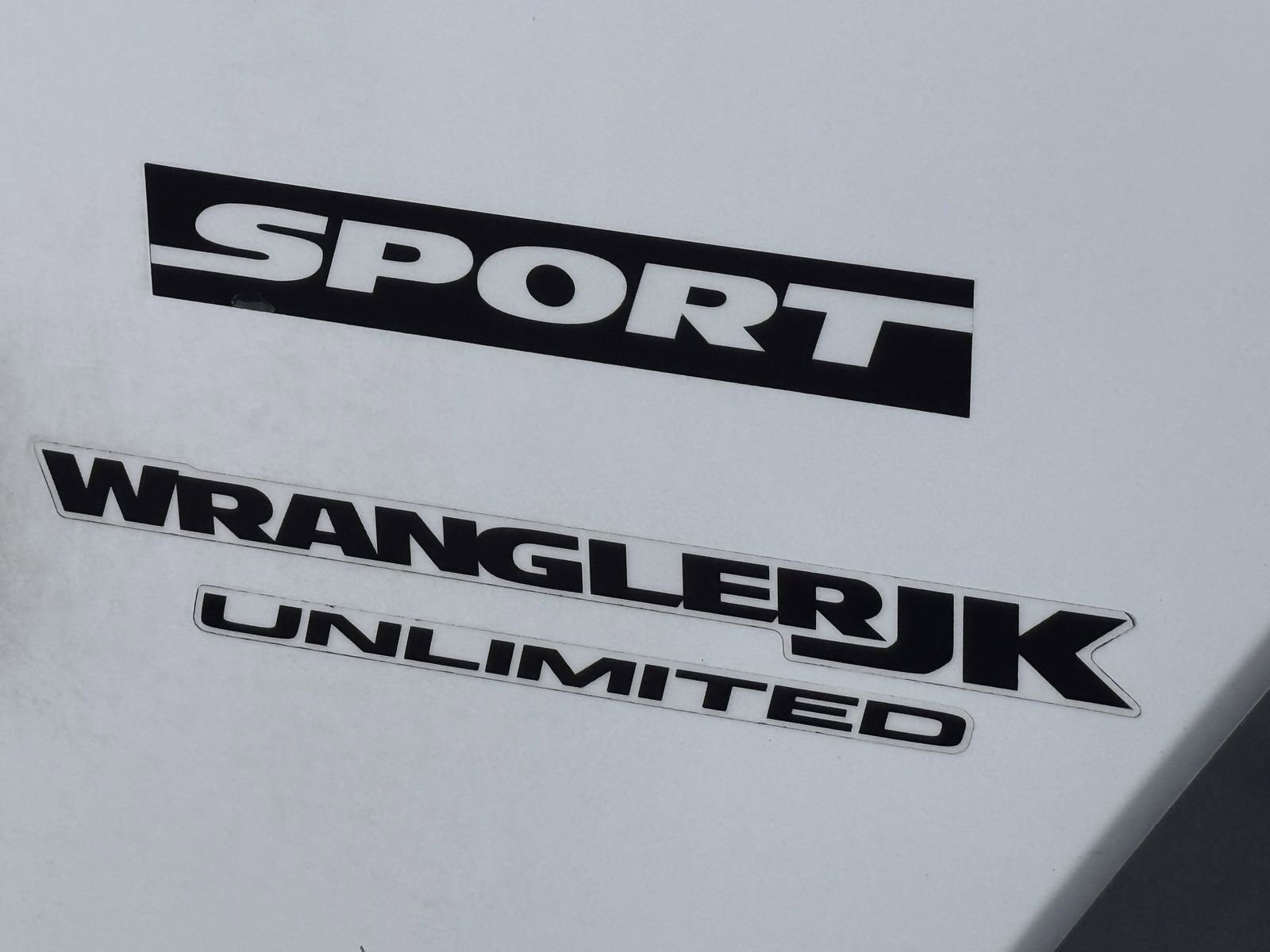 Used 2018 Jeep Wrangler Unlimited Sport S AWD/4WD image 11