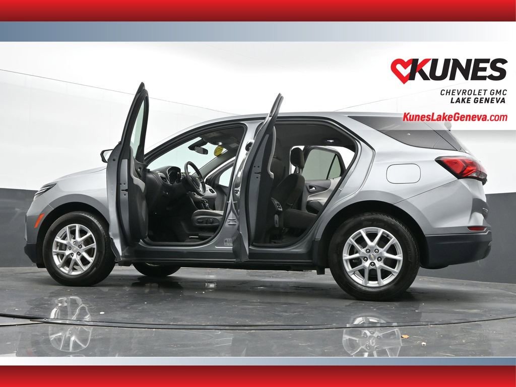 Used 2023 Chevrolet Equinox LT image 69
