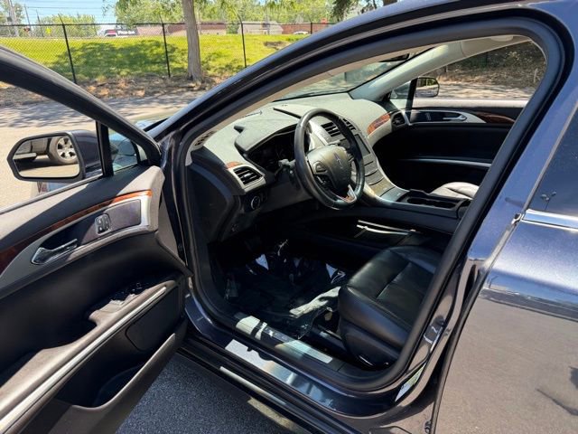Used 2013 Lincoln MKZ FWD image 14