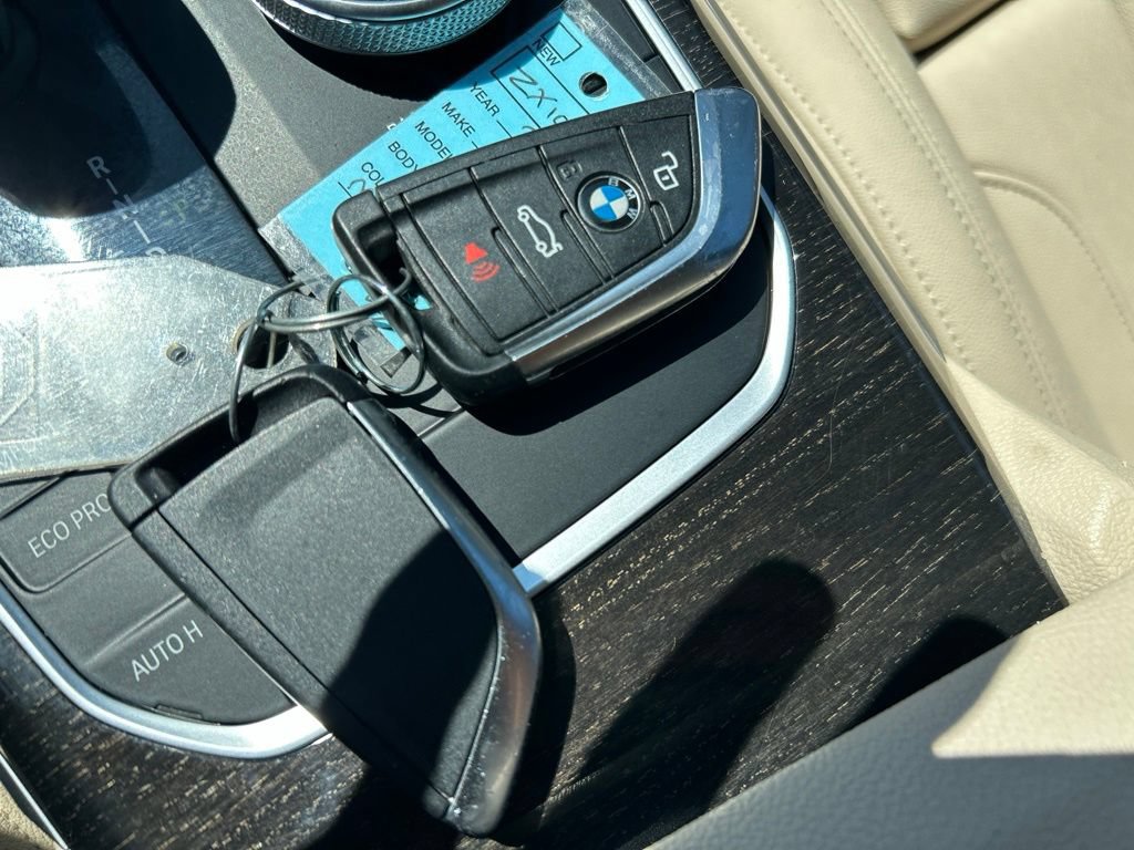 Used 2021 BMW 330i xDrive Sedan w/ Driving Assistance Package AWD/4WD image 30