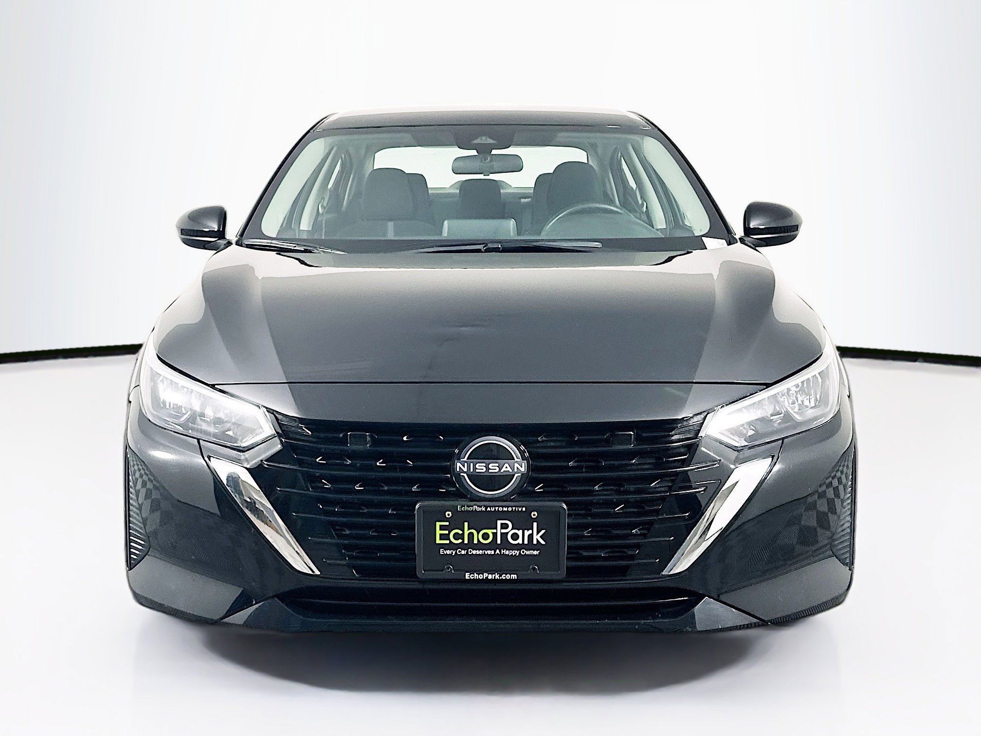 Used 2024 Nissan Sentra SV image 2