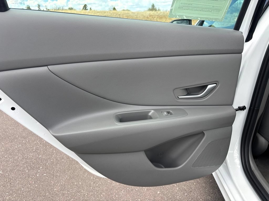 Certified 2026 Hyundai Elantra SEL Sport Premium FWD image 14