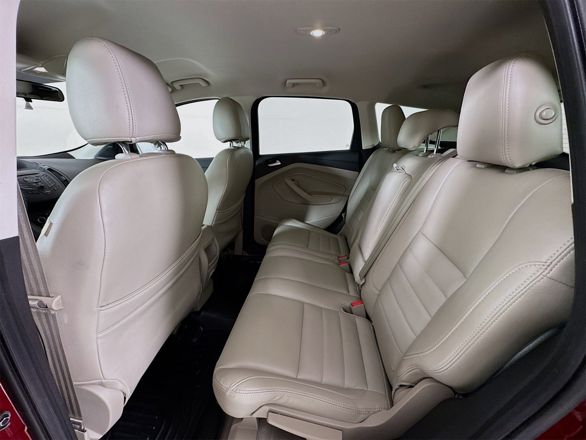 Used 2016 Ford Escape SE image 24