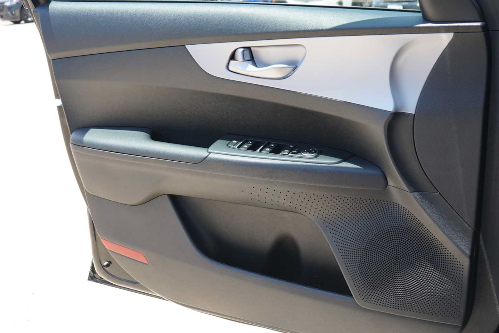 Certified 2024 Kia Forte LXS FWD image 17
