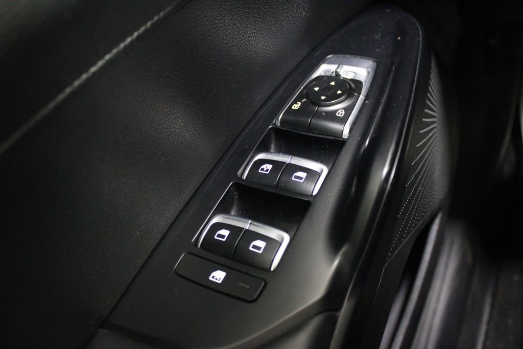 Used 2023 Kia K5 LXS image 37