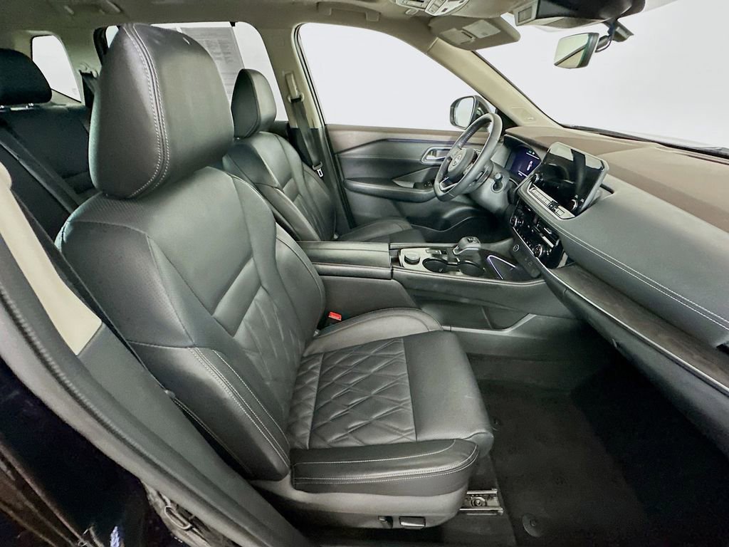 Certified 2023 Nissan Rogue Platinum w/ Platinum Premium Package image 37