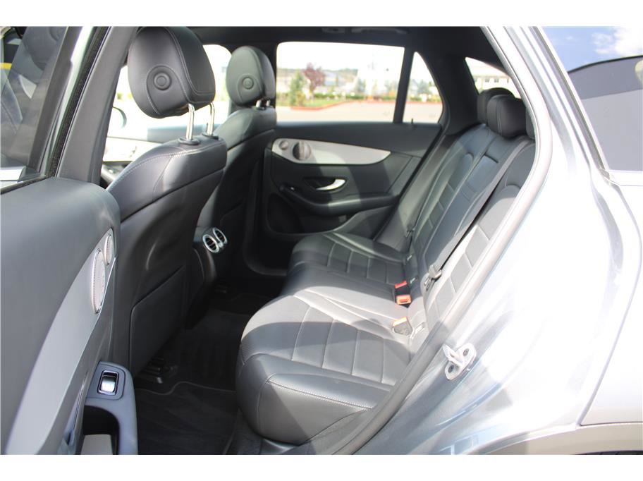 Used 2021 Mercedes-Benz GLC 300 4MATIC image 12