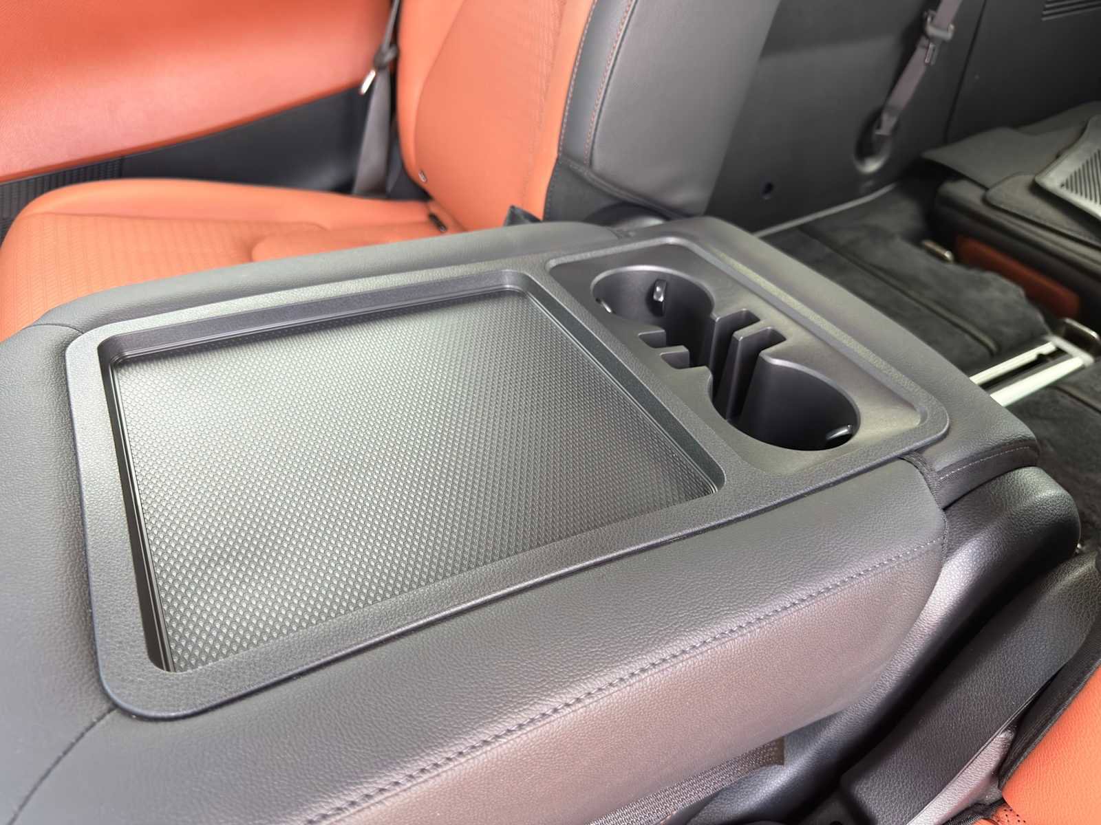 Used 2024 Kia Carnival SX Prestige FWD image 28