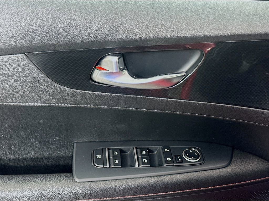 Used 2021 Kia Forte GT FWD image 17